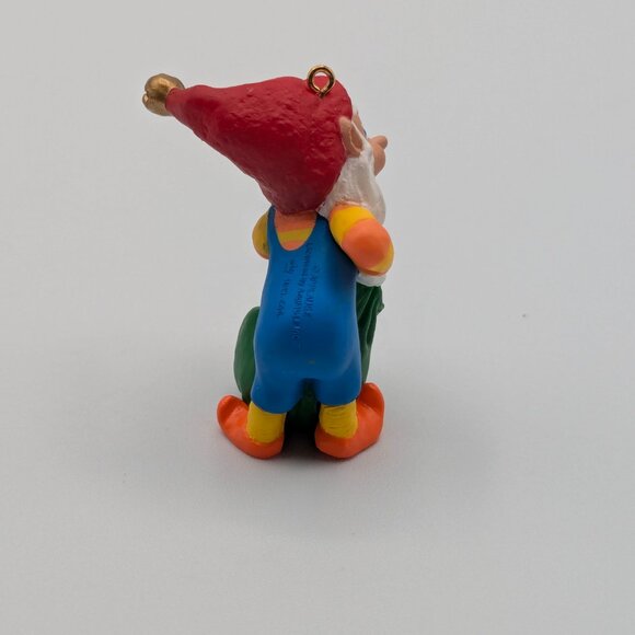 Hallmark Keepsake Rudolph's Helper 1996 Miniature Ornament, Membership Gift - Picture 5 of 11